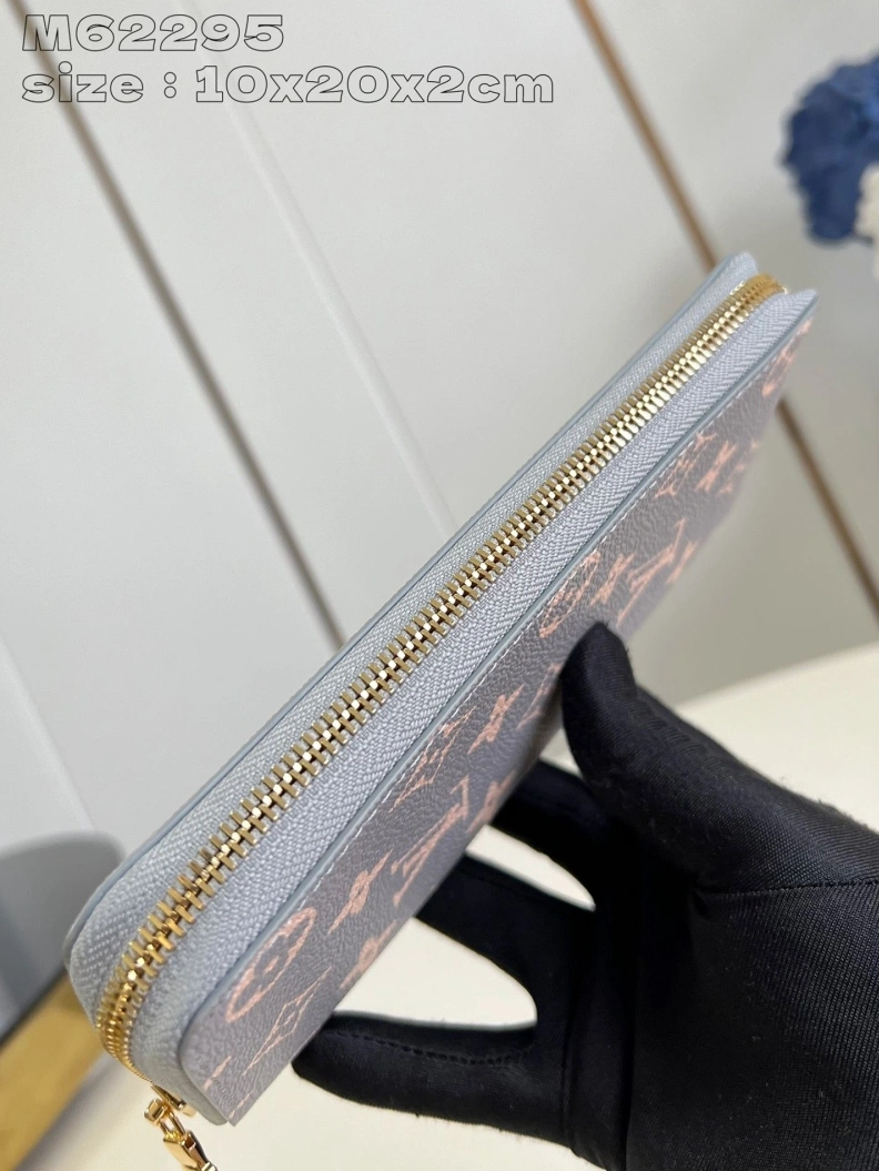 Classic LX Wallets 2647
