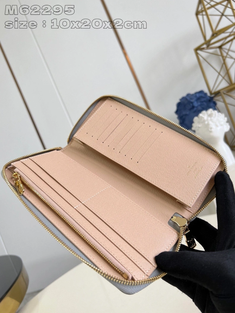 Classic LX Wallets 2647