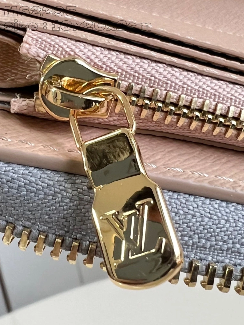 Classic LX Wallets 2647