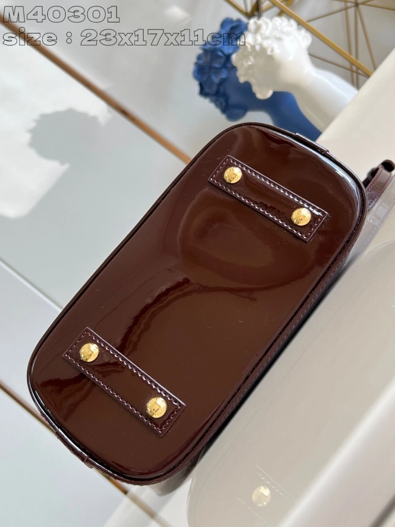 LX Top Handle Bags Compact 2703