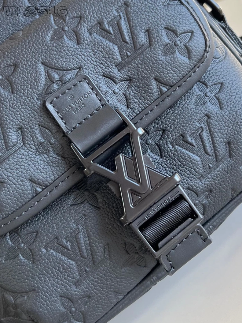 Trendsetting LX Satchel Bags 2805