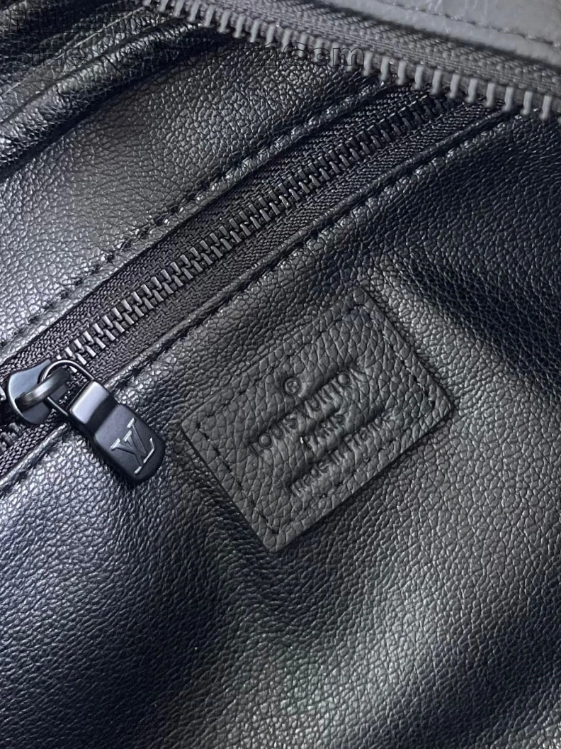 LX Cosmetic Bags Comfortable 2823