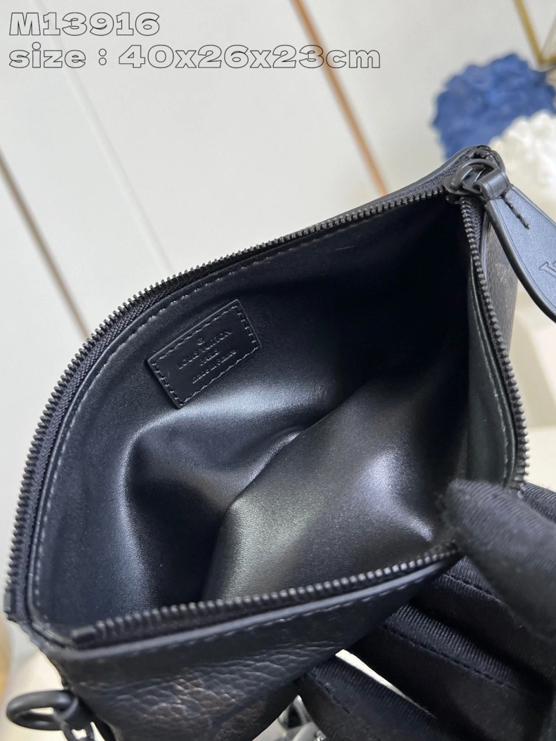 Bright LX Top Handle Bags 2695