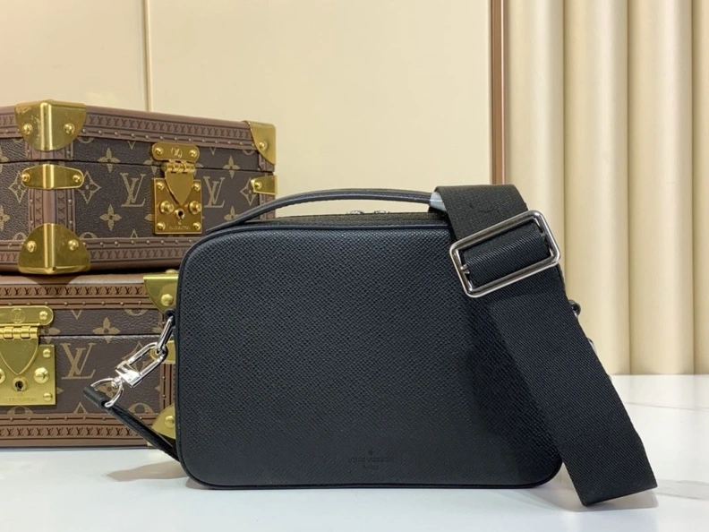 LX Satchel Bags Bold 2781