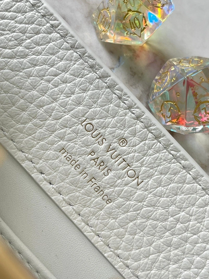 Sleek LX Caxucines Bags 2072