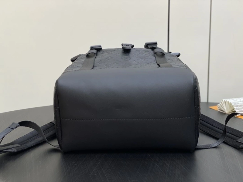 Classic LX Backpacks 2127