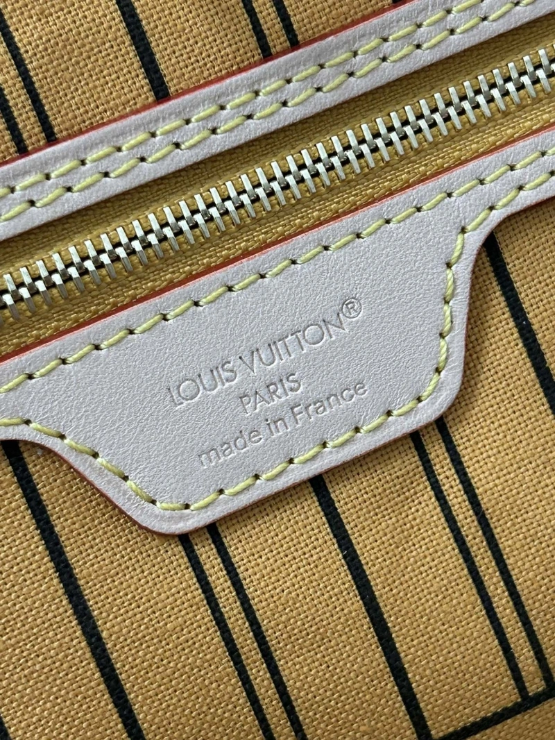 WellDesigned LX Shopping Bags 1998
