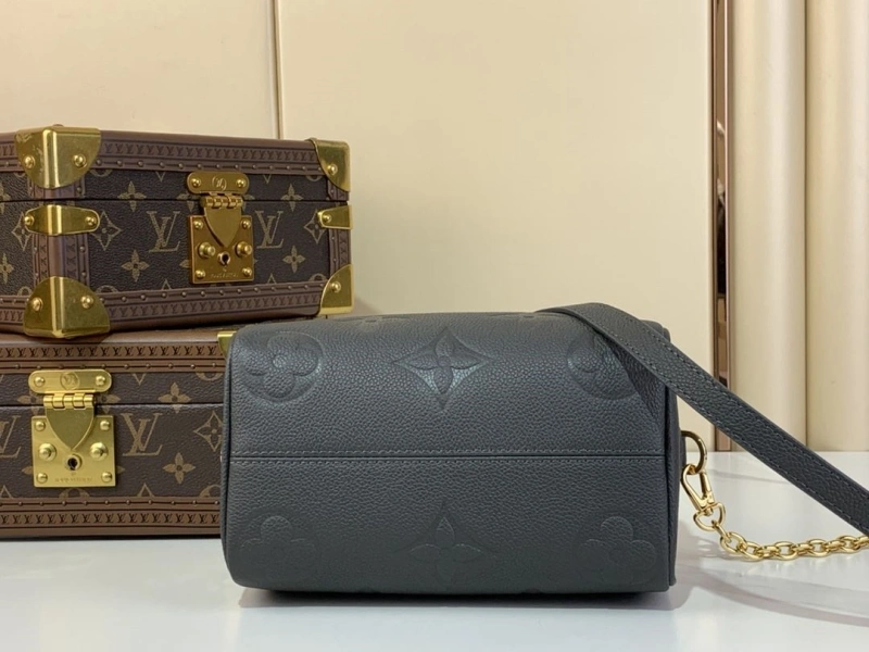 Lightweight LX Speedy Bags 1949
