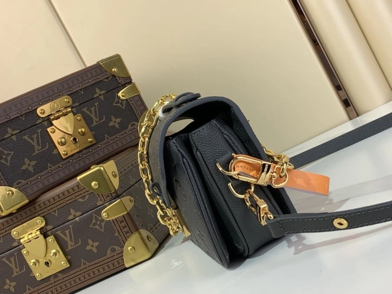 LX Satchel bags Resilient 2044