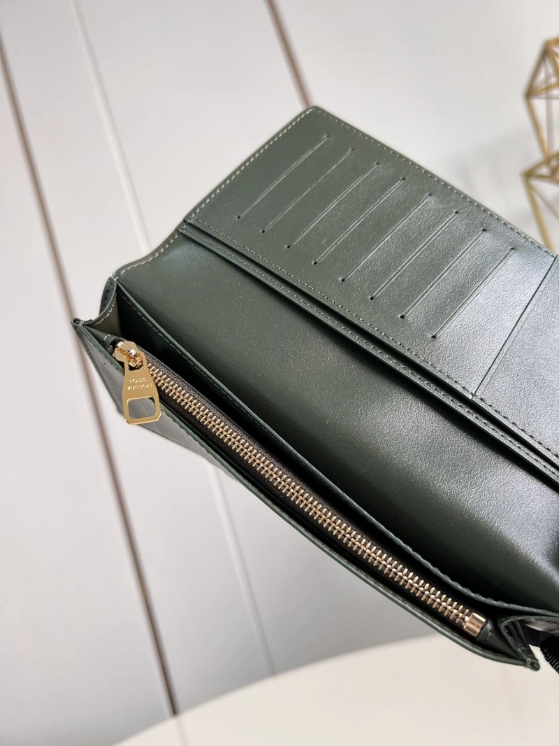 LX Wallets Vibrant 1889