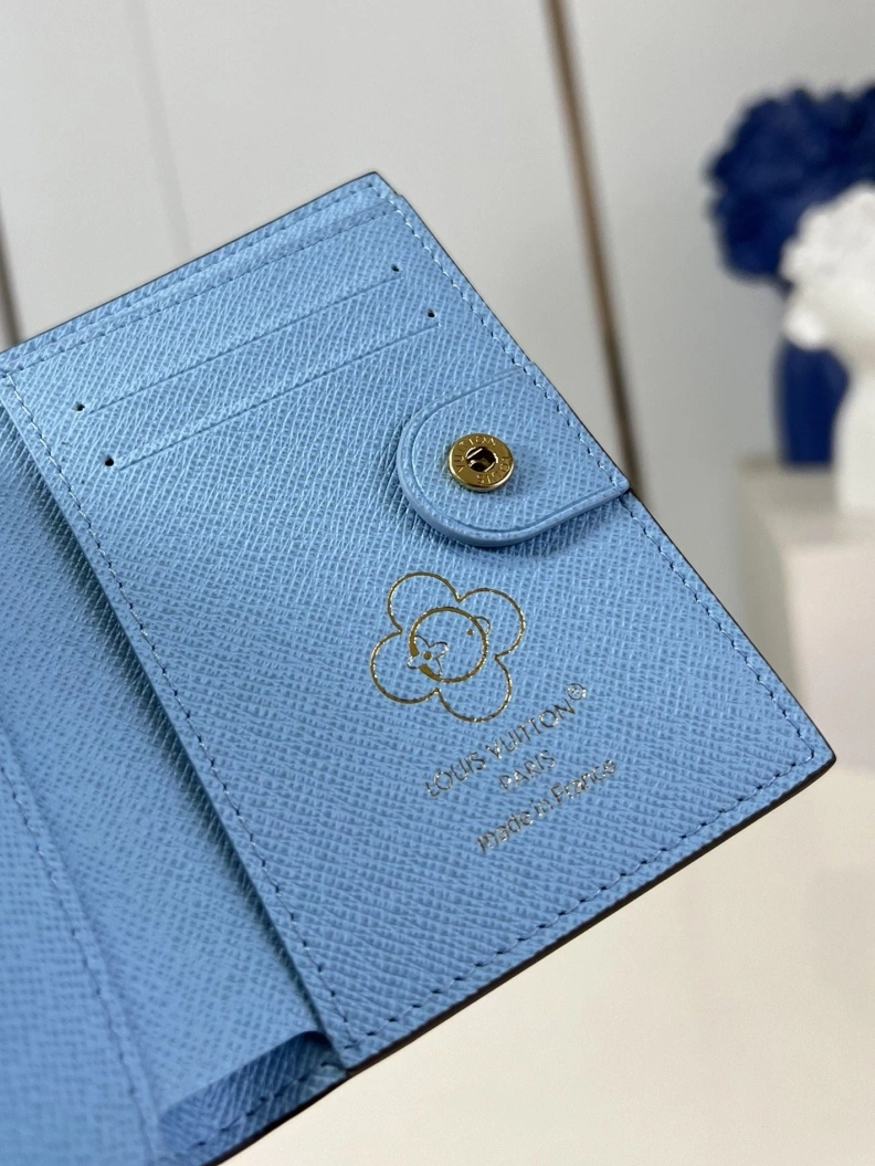 Sleek LX Wallets 172