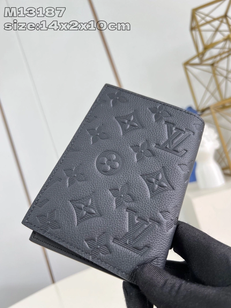 Trendsetting LX Wallets 1864