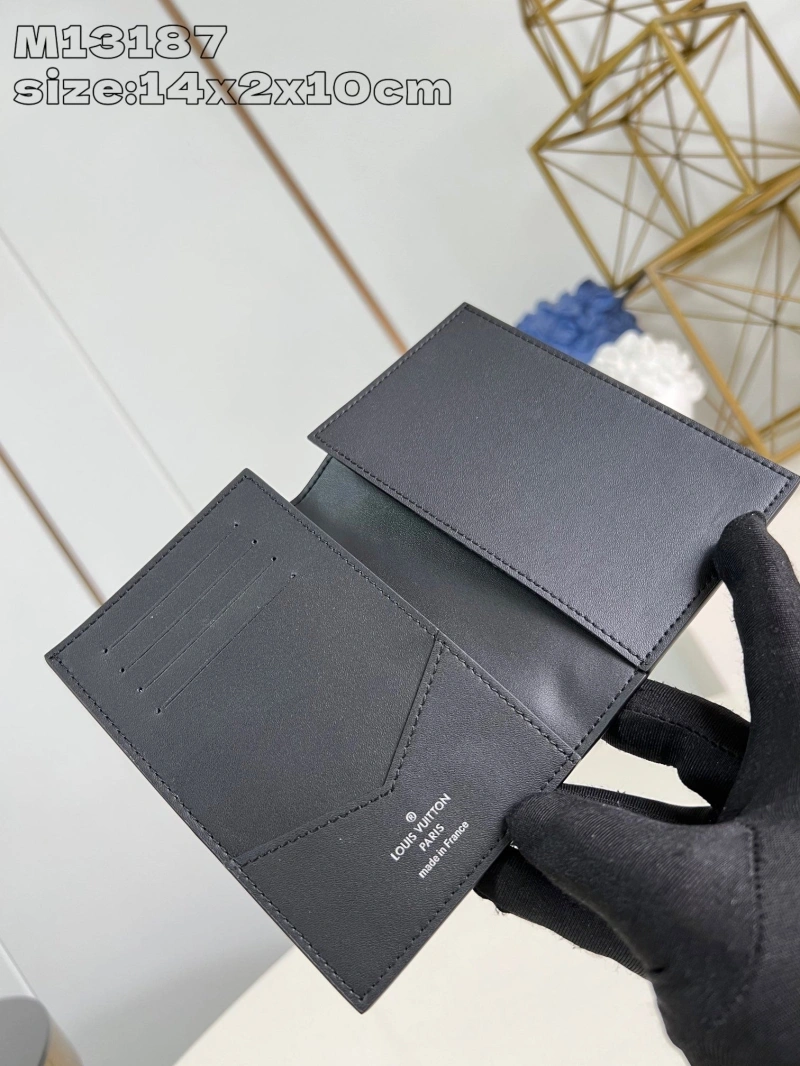 Trendsetting LX Wallets 1864