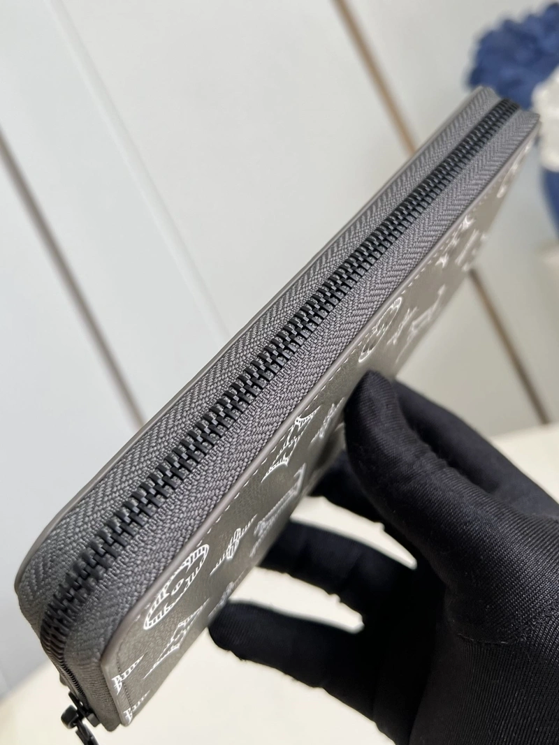Efficient LX Wallets 1861
