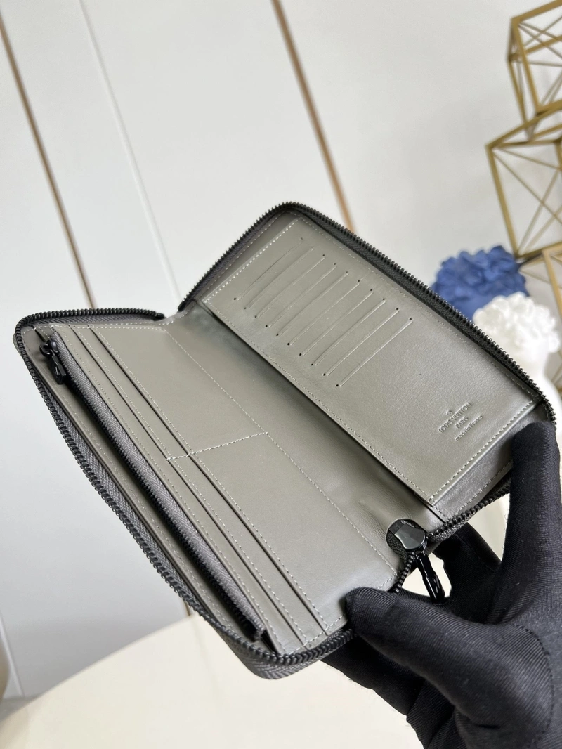 Efficient LX Wallets 1861