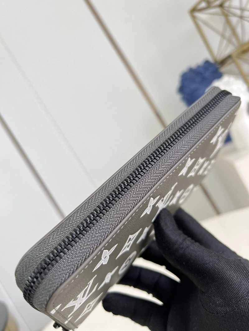 Unique LX Wallets 1866