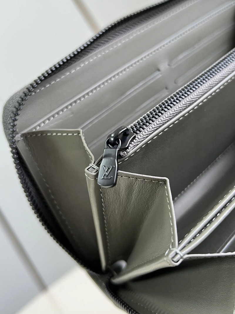 Unique LX Wallets 1866