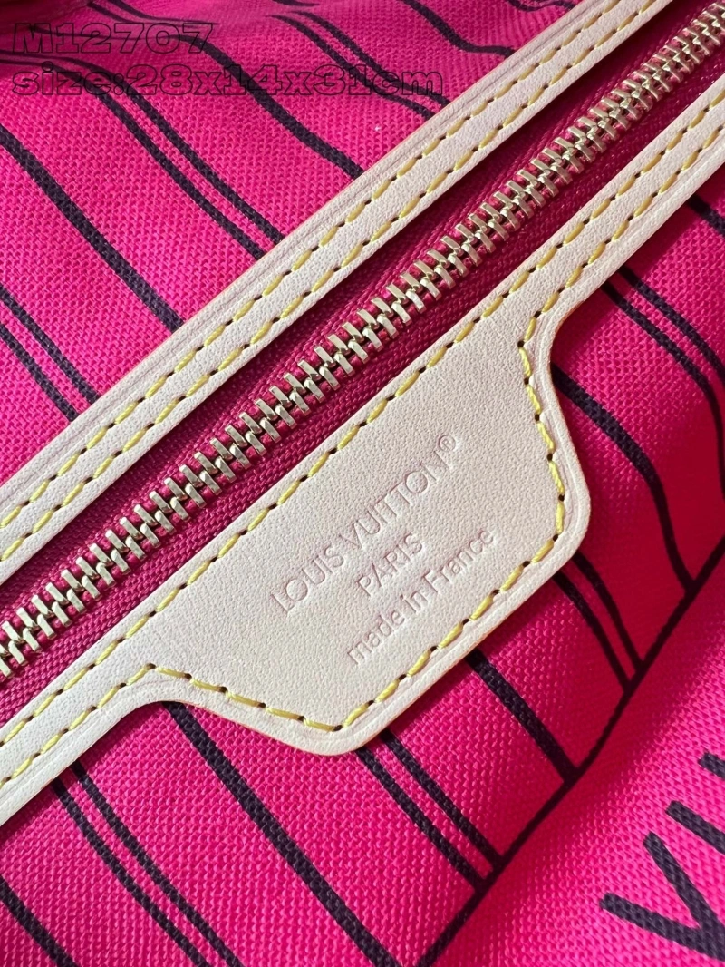 Elegant LX Shopping Bags 1969