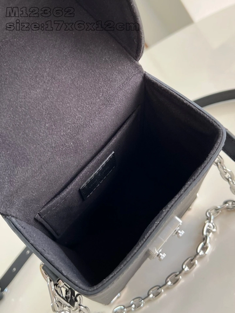 WellDesigned LX Top Handle Bags 1910
