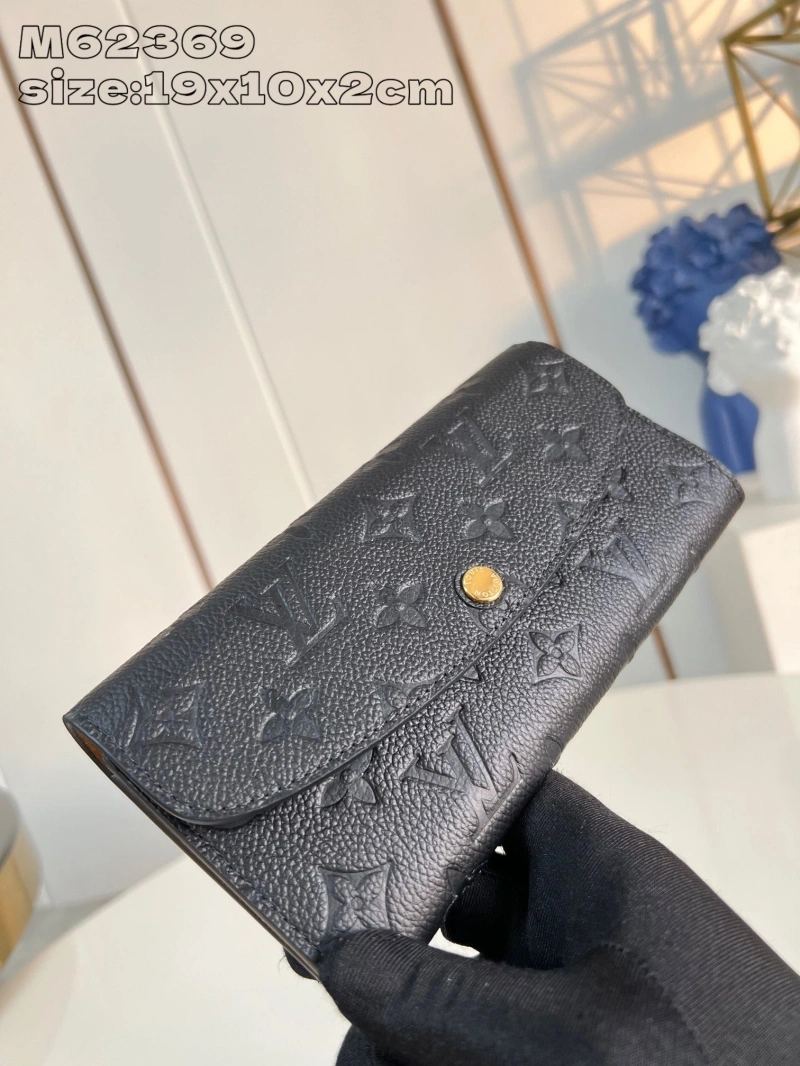 Sophisticated LX Wallets 1842