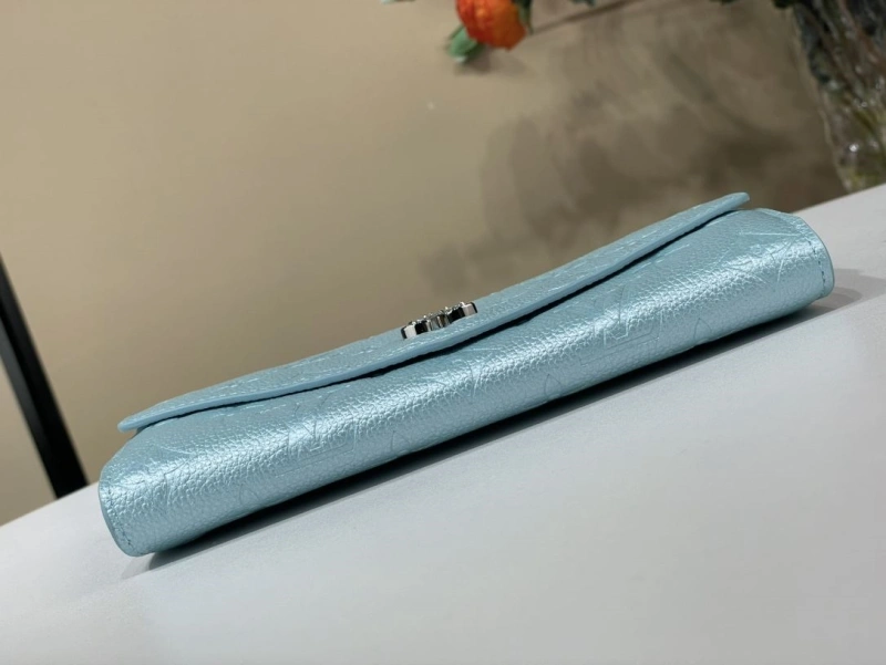 LX Wallets Lightweight 1824