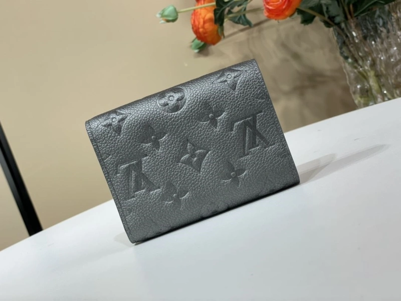 Efficient LX Wallets 1817