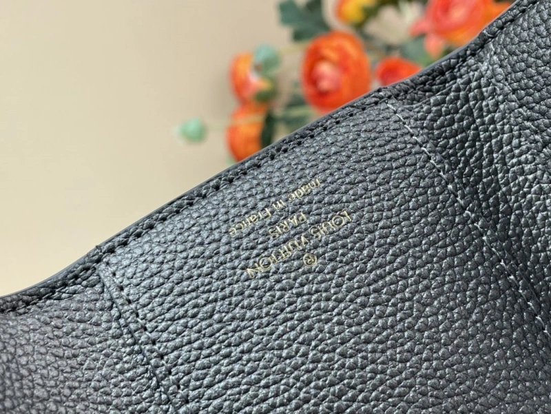 Efficient LX Wallets 1817