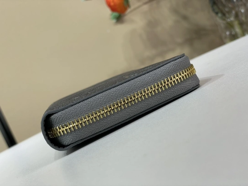 WellDesigned LX Wallets 1831