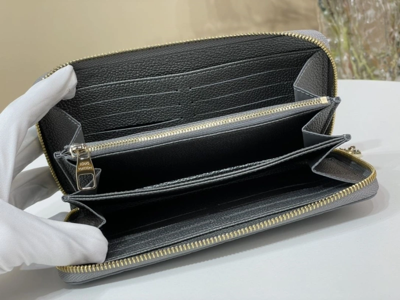 WellDesigned LX Wallets 1831