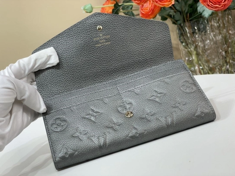 Functional LX Wallets 1830