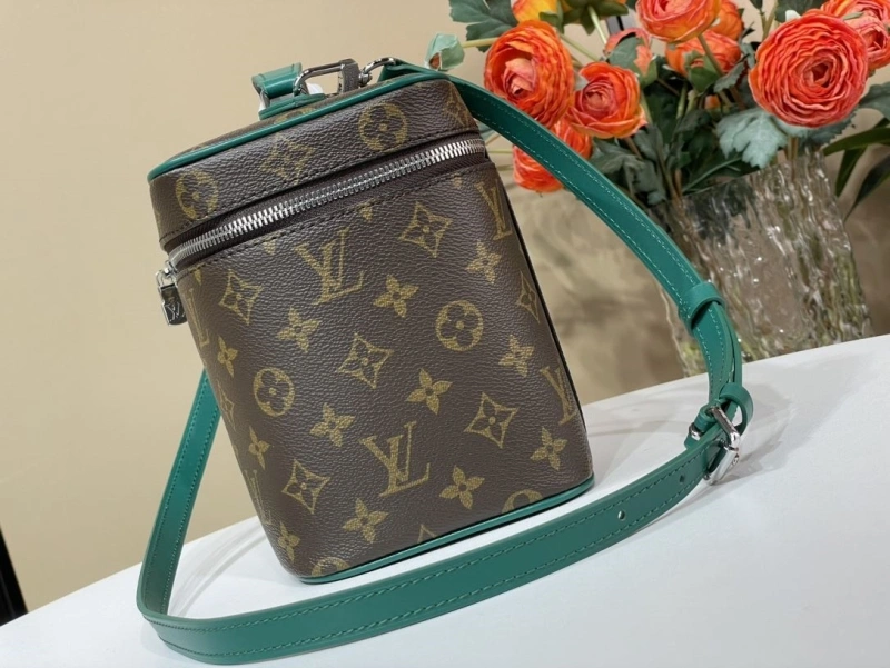 SmartChoice LX Cosmetic Bags 2015