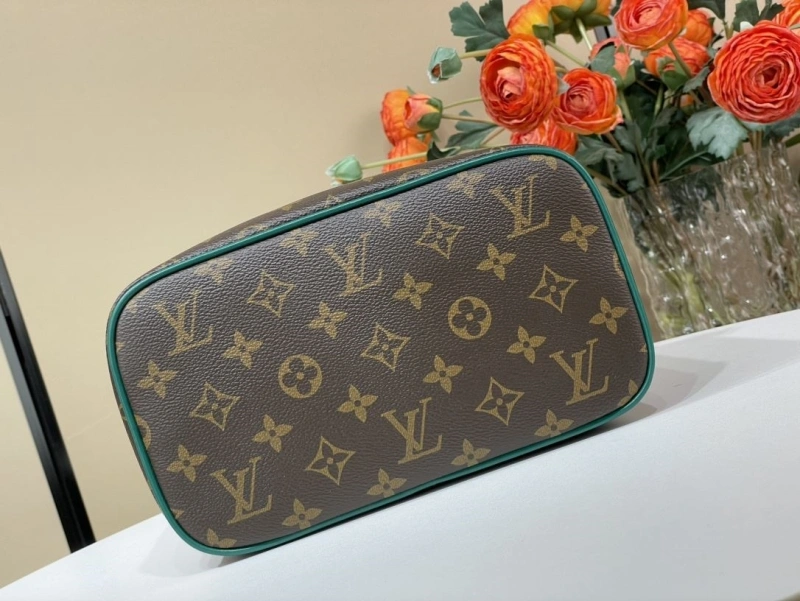 SmartChoice LX Cosmetic Bags 2015