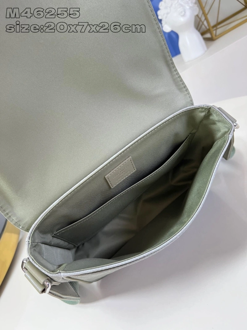 Practical LX Satchel bags 1973