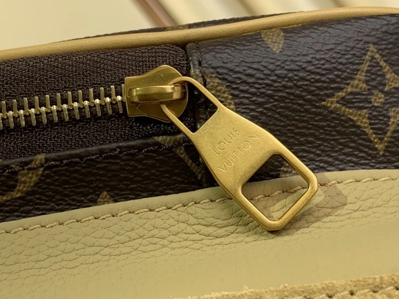 Trendsetting LX Satchel Bags 1170