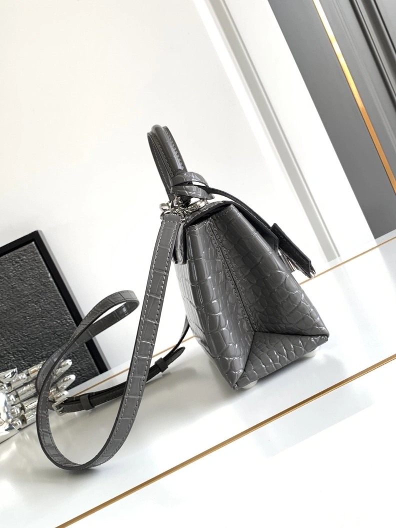 LX Top Handle Bags WellDesigned 1098