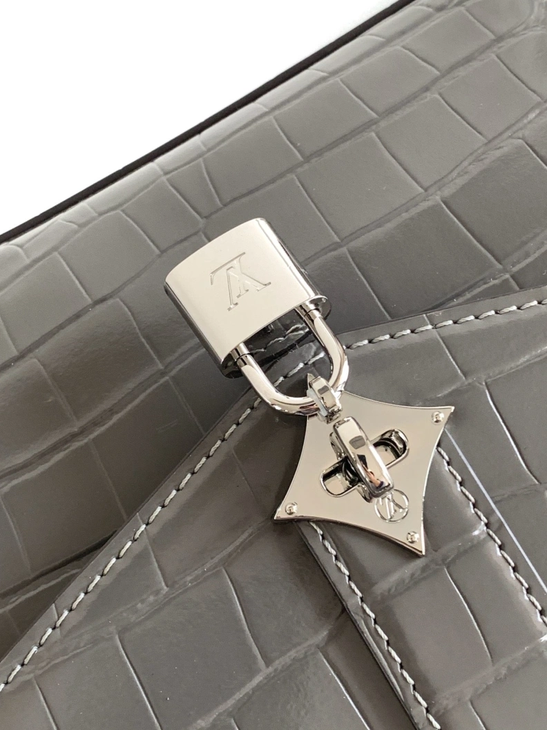 LX Top Handle Bags WellDesigned 1098