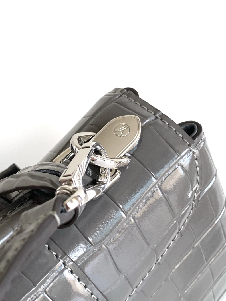 LX Top Handle Bags WellDesigned 1098