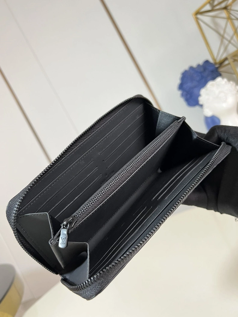 LX Wallets StreetReady 1066
