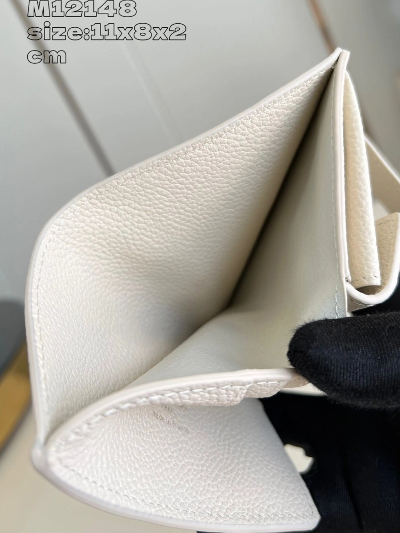 LX Wallets SportInspired 1064