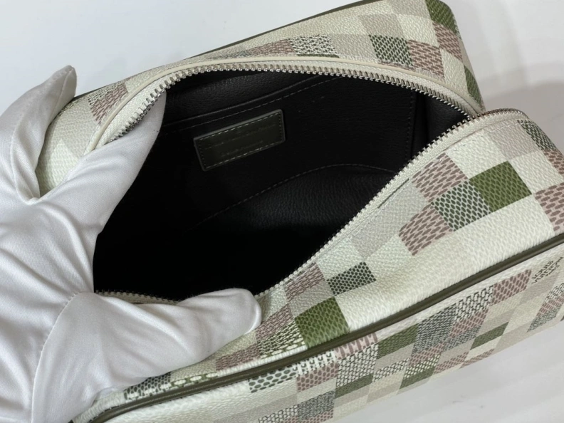 Bold LX Cosmetic Bags 1224