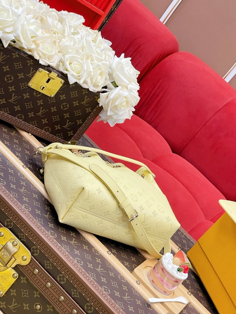 Refined LX Bucket Bags 1318