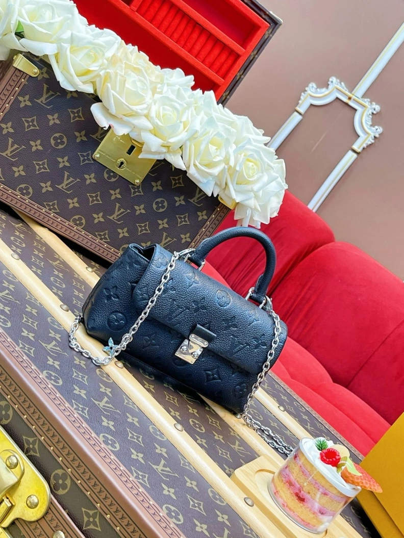 Elegant LX Top Handle Bags 1083