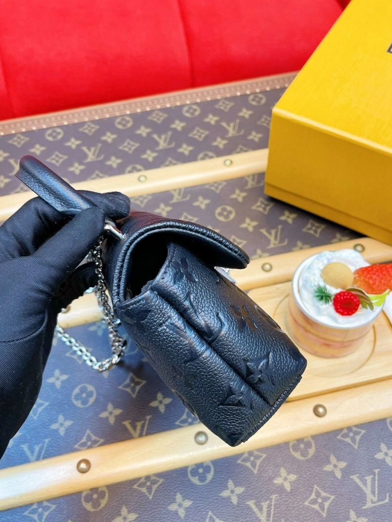 Elegant LX Top Handle Bags 1083