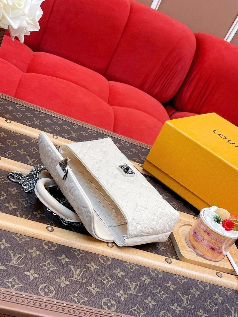 LX Top Handle Bags Classic 1129