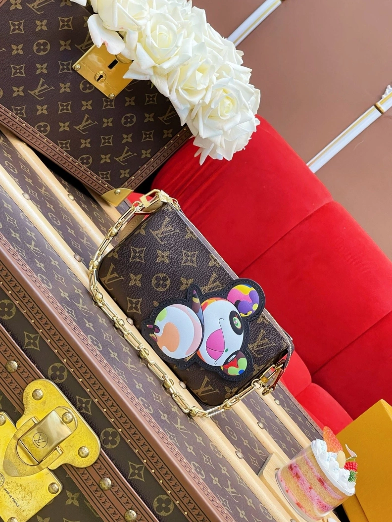 LX Clutch Bags Practical 1222