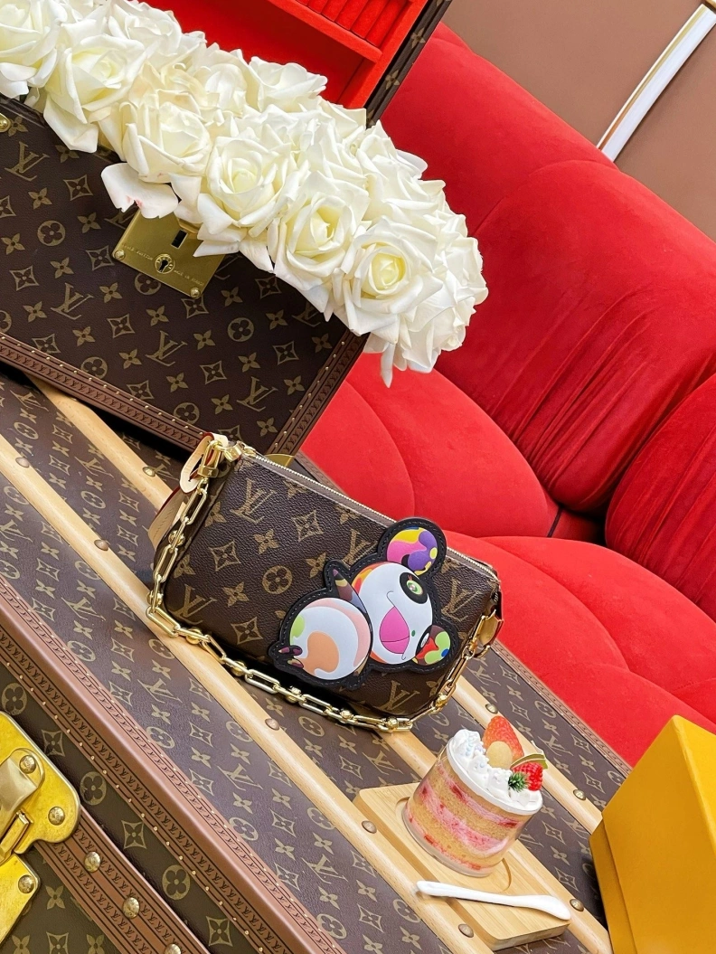 LX Clutch Bags Practical 1222