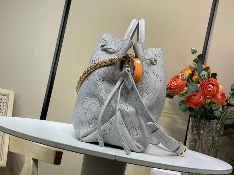 LX Top Handle Bags EyeCatching 1081