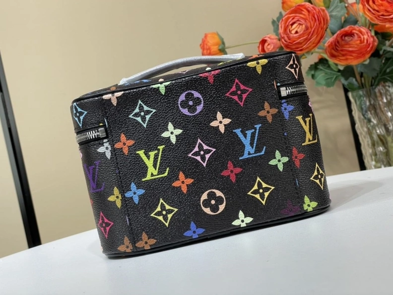 SportInspired LX Cosmetic Bags 1172