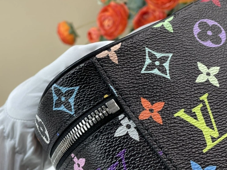 SportInspired LX Cosmetic Bags 1172