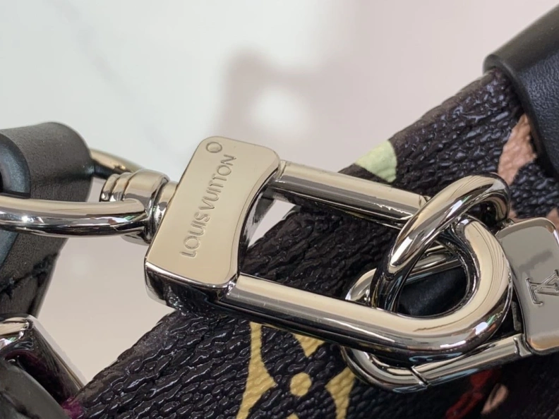 Unique LX Top Handle Bags 1082